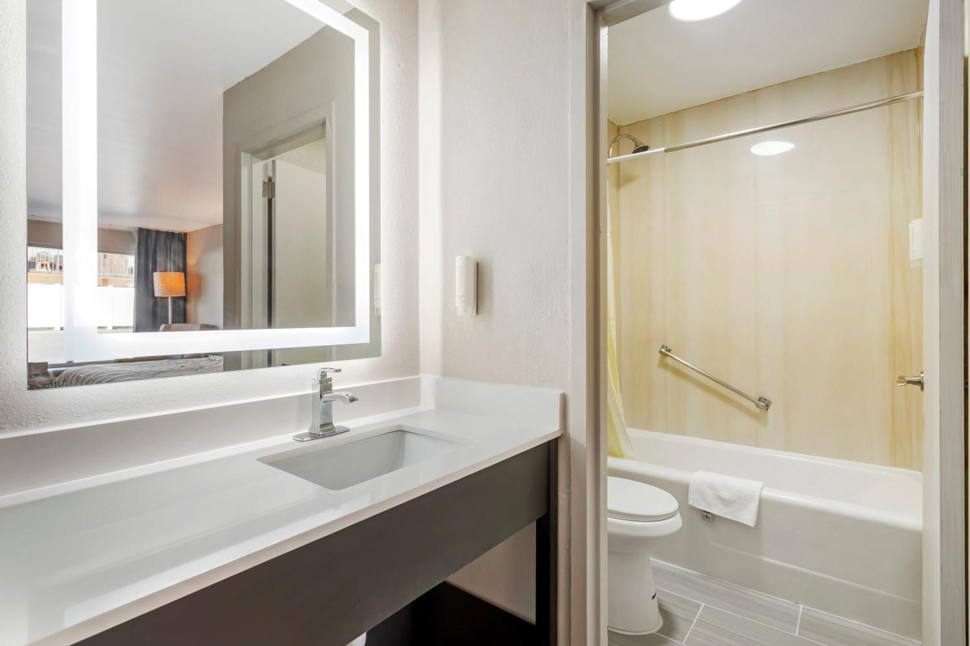 Rodeway Inn Orange Park Zewnętrze zdjęcie