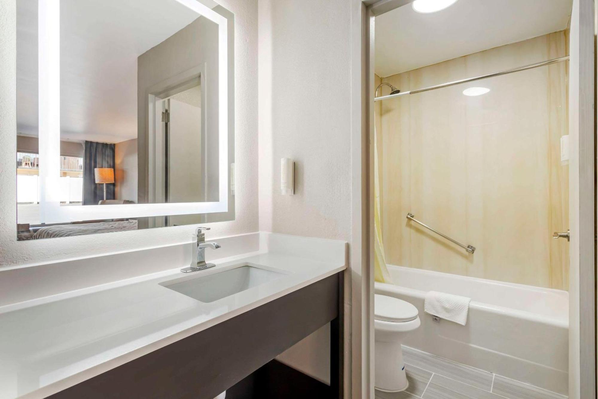 Rodeway Inn Orange Park Zewnętrze zdjęcie